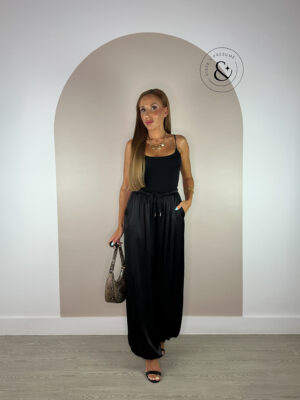 Pantalón bombacho negro