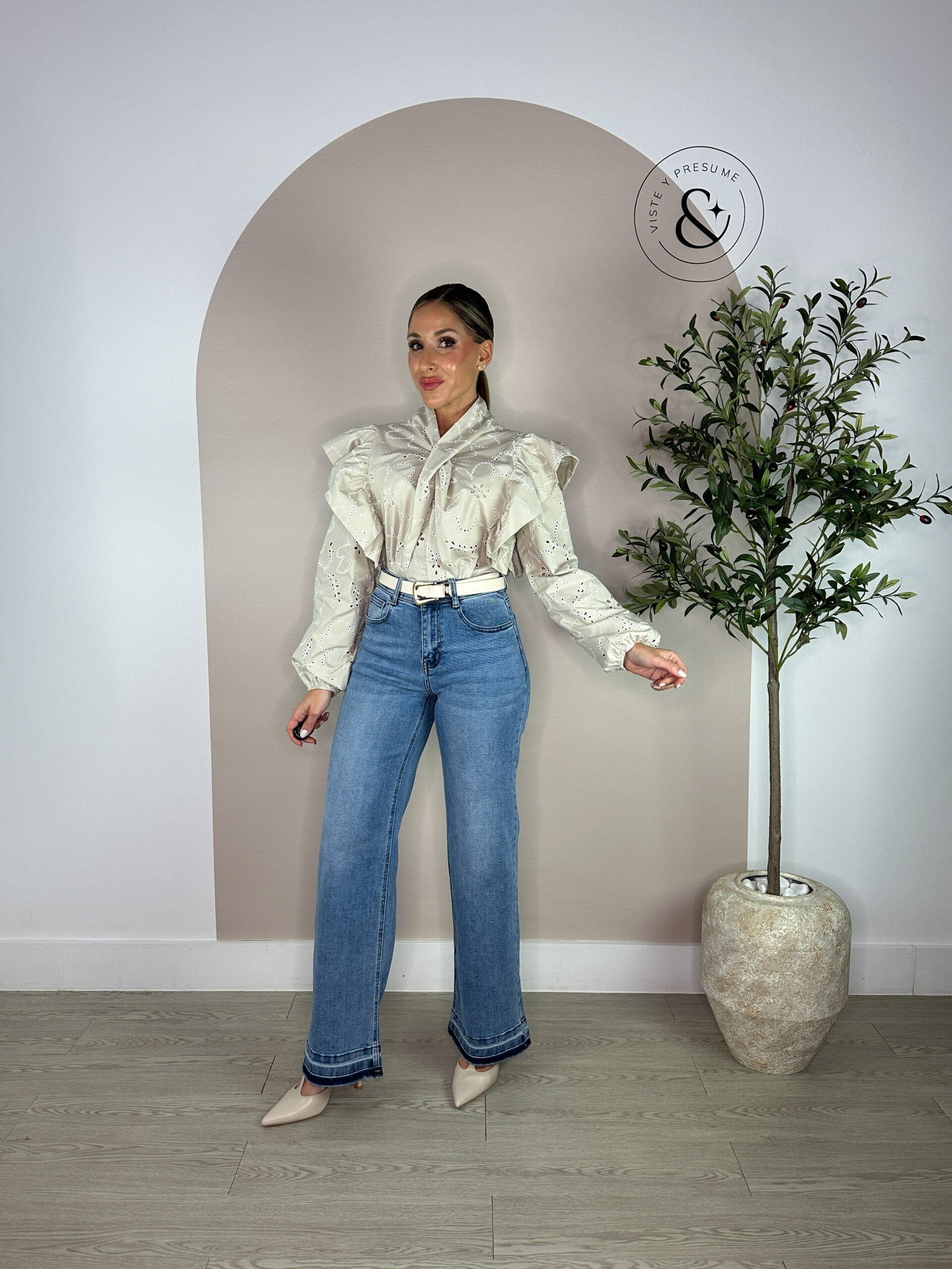 Camisa brocada beige