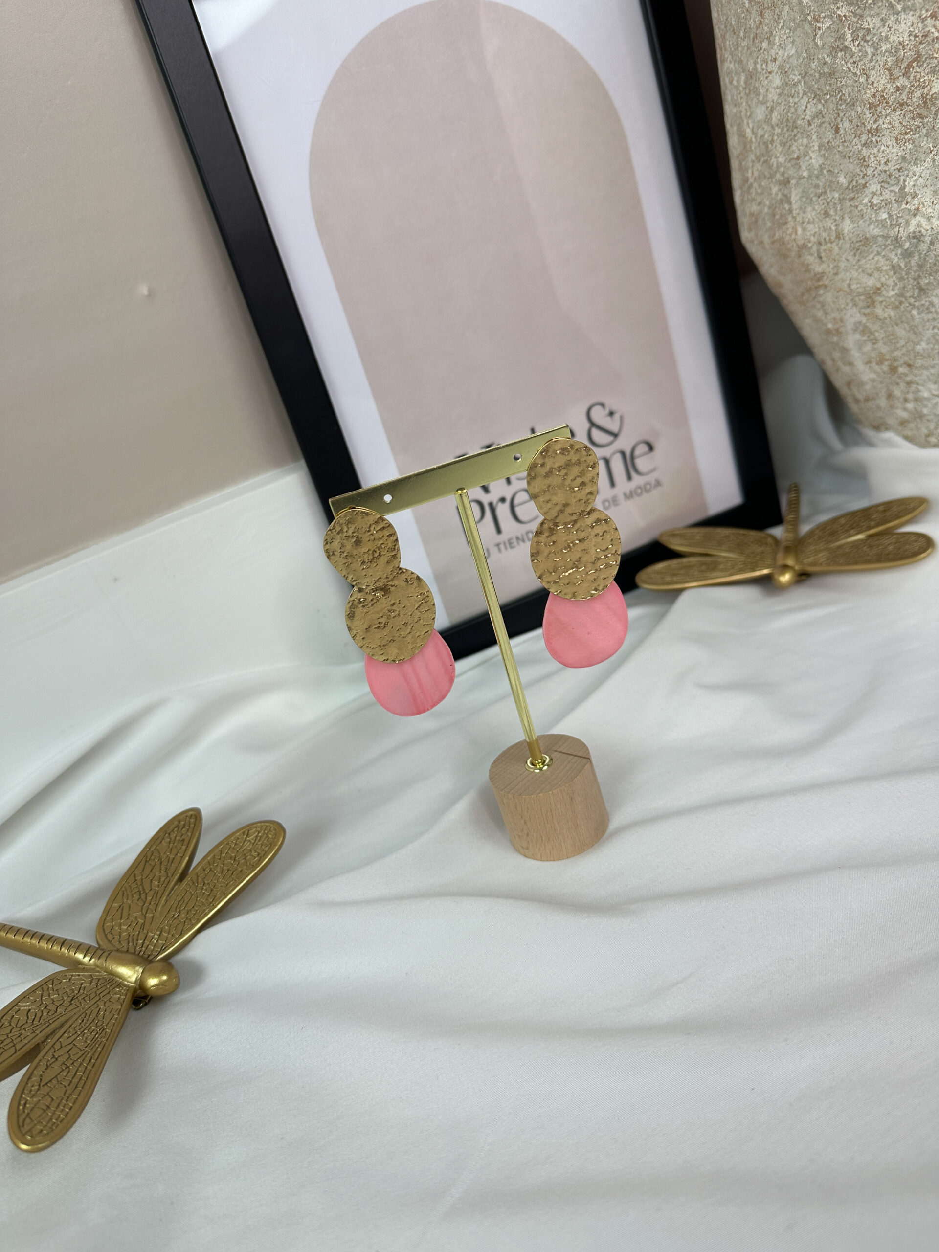 Pendientes evento rosa