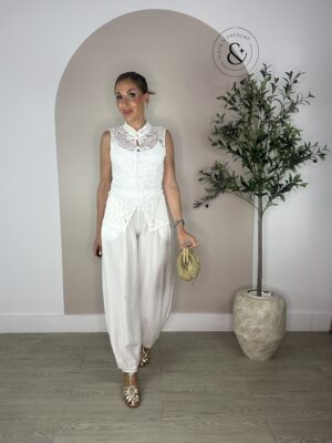 Top japonés blanco