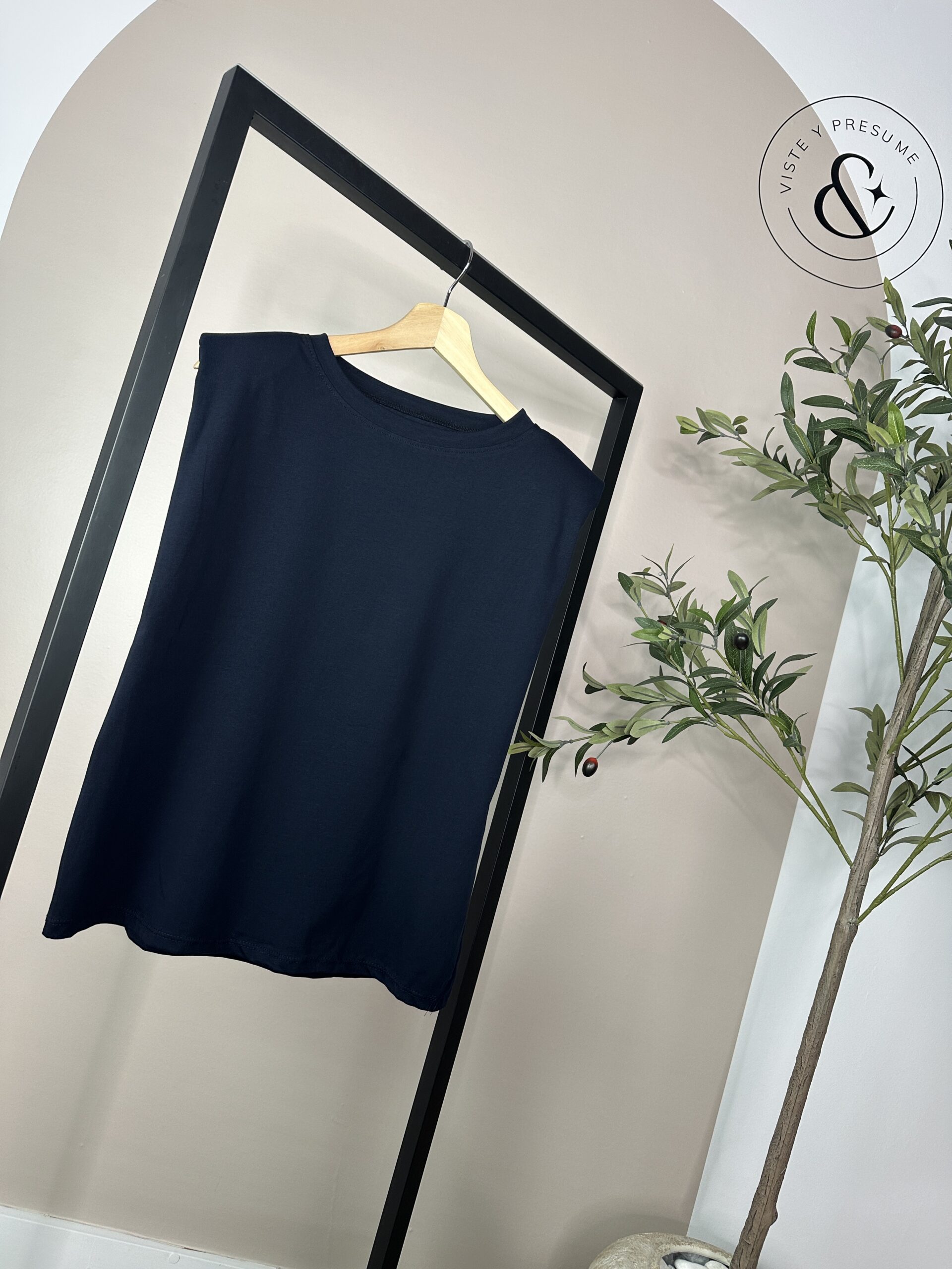 Camiseta hombreras azul marino