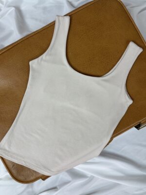 Top algodón beige