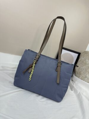 Bolso deportivo celeste